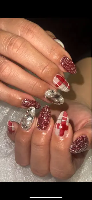 ネイル Ortus (ｵﾙﾄｩｽ)のネイルデザイン