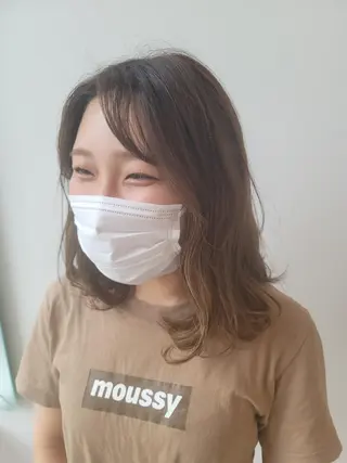 ミディアム カラー 鈴木 翠のヘアスタイル