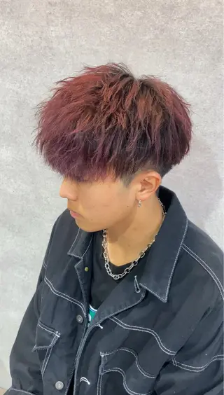 カラー メンズ シャドウ/フェザー パーマメンズりつきのヘアスタイル