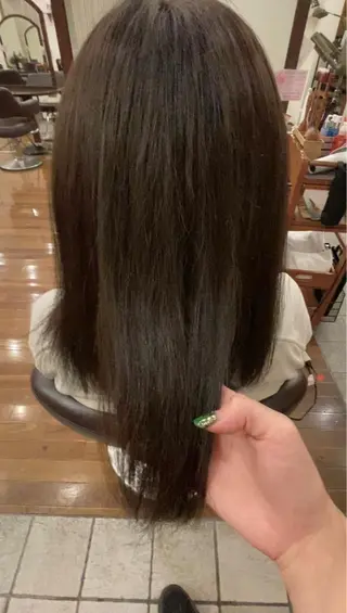 ミディアム カラー kamiOmoi所属・渡辺 エミのヘアスタイル