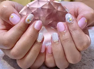 ネイル ラッキースター 大人気店のネイルデザイン