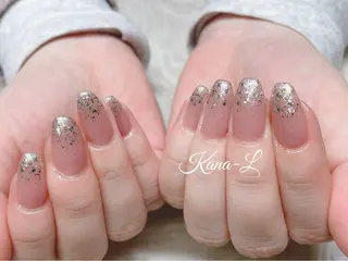 ネイル 芦辺 香奈のネイルデザイン