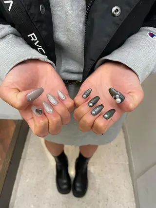 ネイル 🫧飛山琉桜/二条 ネイルアート/束感のマツエク・マツパデザイン