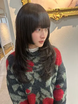 ロング 大潮 梨奈のヘアスタイル