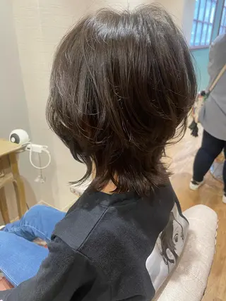 ミディアム 片倉 由湖のヘアスタイル