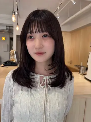 ミディアム ボブ/ベージュ /MIYUのヘアスタイル