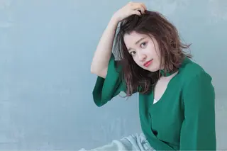 ロング カラー ヘアアレンジ マツエク・マツパ 🩵盛れる韓国ヘア 🩵うるつやカラーのヘアスタイル