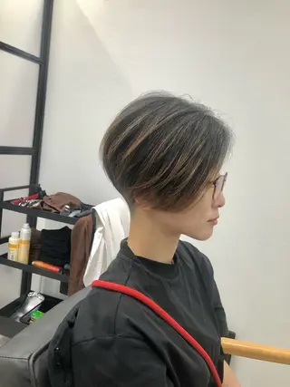 ショート 丸橋 友貴のヘアスタイル