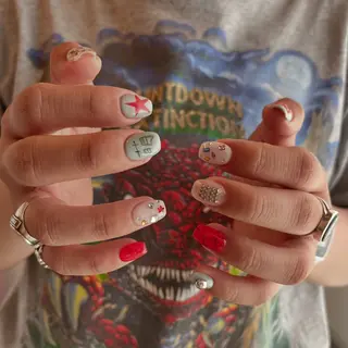 ネイル aiu  ｱｲﾕｰ ちひろのネイルデザイン