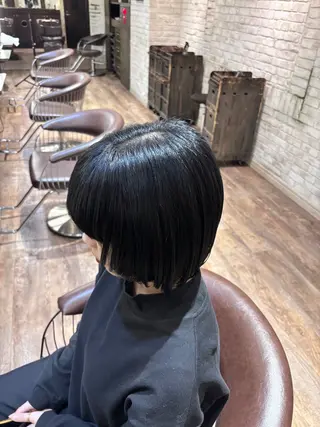 ショート カラー Cloe仙台🌟 佐藤アミカのヘアスタイル
