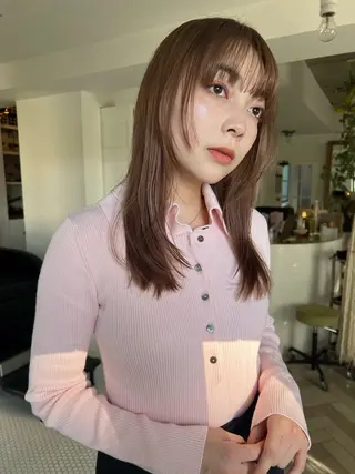 カラー ブリーチカラー🎀 韓国風/寺門美優のヘアスタイル