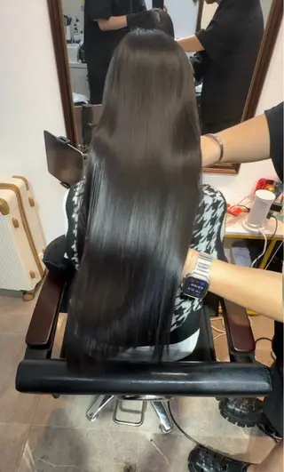 ロング 髪質改善特化 スギヤマハヤトのヘアスタイル