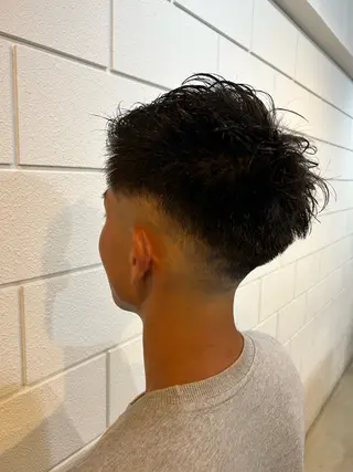 ショート メンズ 相澤 拳のヘアスタイル