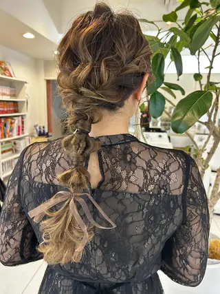 ロング カラー ヘアアレンジ マツエク・マツパ アイブロウ Noah's　Ark所属・透明感カラー🫧ヘア セット🫧松本菜月の眉毛・アイブロウイメージ