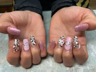 ネイル Queennail 北堀江megumiのネイルデザイン
