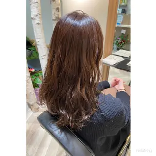 ロング カラー 岩間 香純のヘアスタイル