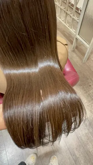 ロング 宇井 沙世子のヘアスタイル