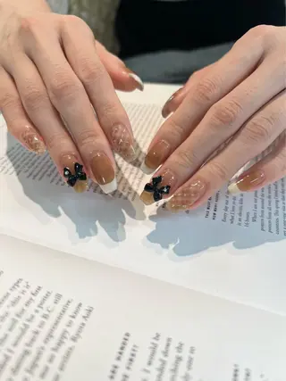 ネイル sio.nail&eyebrow salon shimokitazawa2号店所属・nailist mana𖤐´-のネイルデザイン