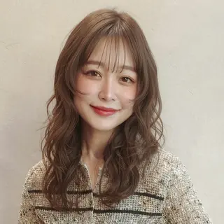 セミロング Unami shibuya所属・Unami 渋谷 Mayukiのヘアスタイル