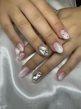 ネイル 濱岡 咲のネイルデザイン