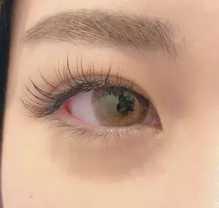 マツエク・マツパ Le'a first 堺東店所属・レアファースト堺東店 .haruのマツエク・マツパデザイン