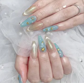 ネイル 𝐲𝐮𝐦𝐢🎀 長さ出しデザイン専門のネイルデザイン