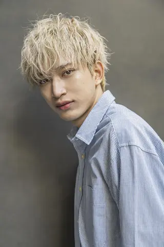 ショート パーマ メンズ 🎊LUZ🎊_公 式_🩵髪質改善🩵のヘアスタイル