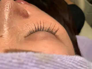 マツエク・マツパ ラルース所属・ラルース ヘアのマツエク・マツパデザイン