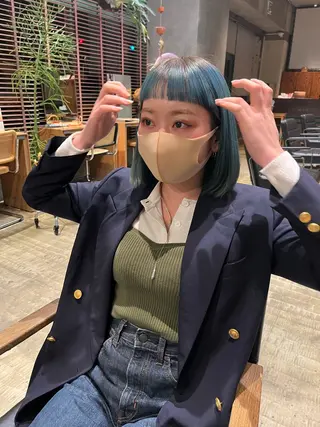 ショート カラー ヘアアレンジ 渡邊 彩乃のヘアスタイル