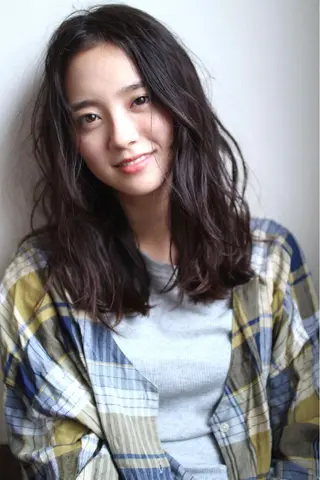 ミディアム セミロング カラー パーマ 下北沢 soiのヘアスタイル