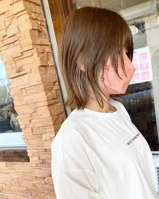 ショート カラー grand juteのヘアスタイル