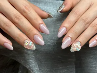 ネイル メイ 💅のネイルデザイン