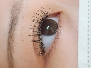 マツエク・マツパ マリアージュ所属・マリアージュ 安藤のマツエク・マツパデザイン