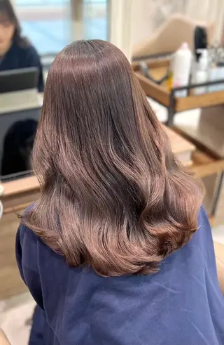 ロング 透明感カラー / のぞみ🎶のヘアスタイル