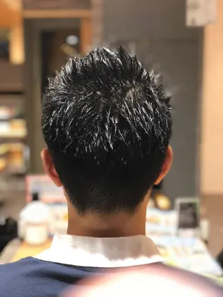 ショート メンズ 吉村 周馬のヘアスタイル