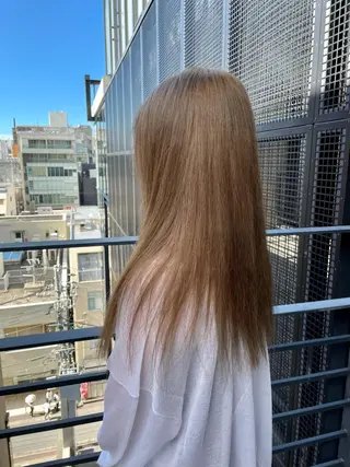 セミロング 大内 志穂のヘアスタイル