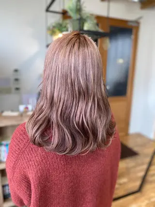 ミディアム カラー パーマ ヘアアレンジ re naのヘアスタイル