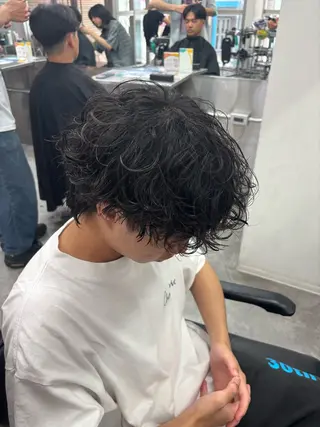 パーマ メンズ メンズ特化✨️ 韓国風パーマ🔥一八のヘアスタイル