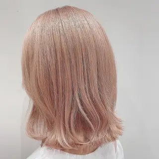 カラー 長尾菜々美🐰 ／ハイトーンカラーのヘアスタイル