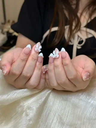 ネイル 🌸Elsias momokoのネイルデザイン