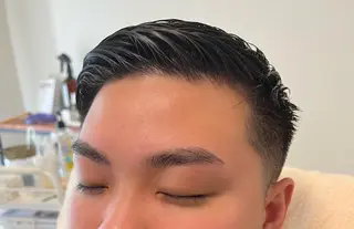 メンズ アイブロウ HOLOHOLONA 町田のマツエク・マツパデザイン