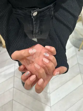 ネイル ꪆৎ平行アーチ ྀི ワカナの眉毛・アイブロウイメージ