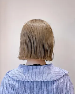 ショート カラー コクブ アキヨのヘアスタイル