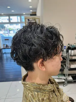 パーマ メンズ 八木 菜美のヘアスタイル