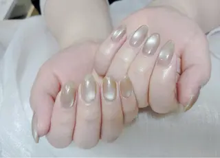 ネイル 小島 阿佑美のネイルデザイン