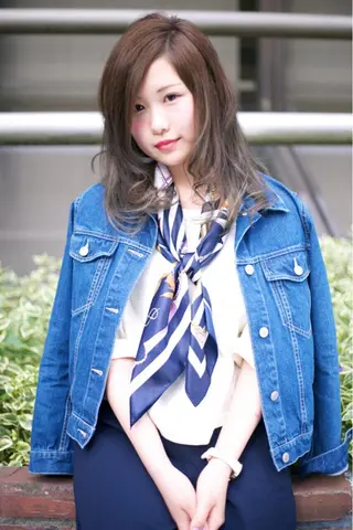 ミディアム セミロング ロング Re:ta Hair 飯田淳平のヘアスタイル