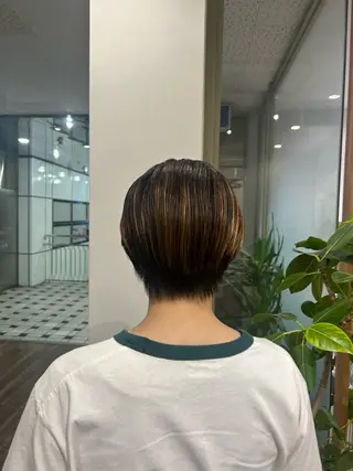 ショート ブリーチモデル/栄/ さあらのヘアスタイル