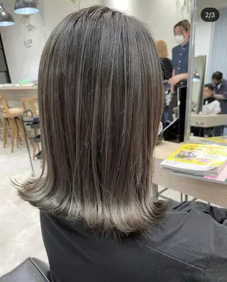 ミディアム メンズバレイヤージュ 斉藤春のヘアスタイル