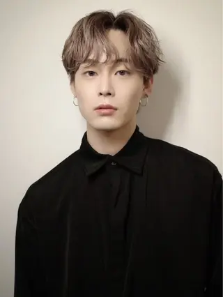 カラー メンズ excia 西梅田店所属・mioメンズ縮毛矯正 /メンズカット/眉毛のヘアスタイル