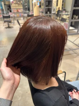 ショート カラー THE SKY所属・水口 友希のヘアスタイル